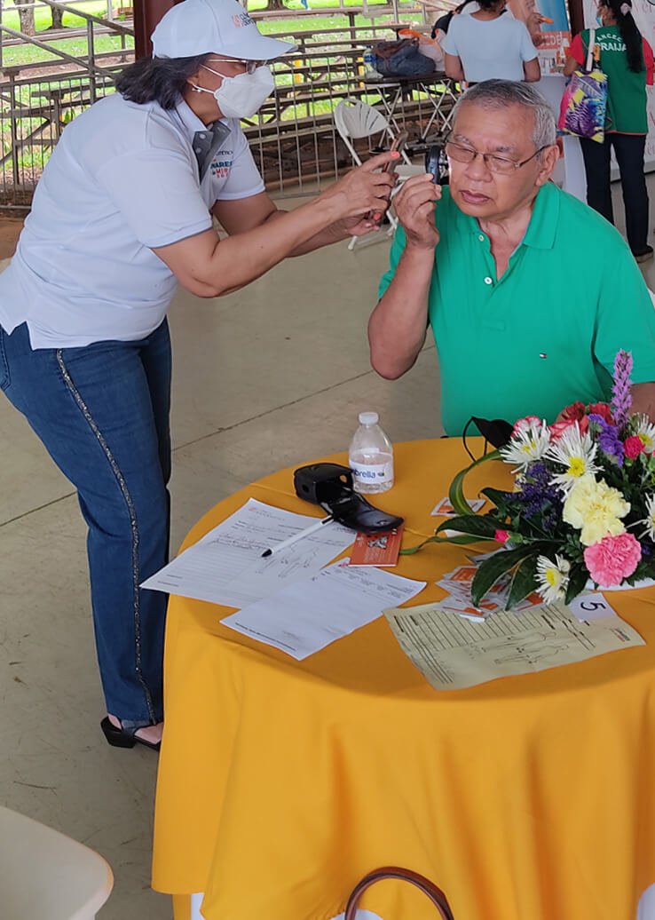 Dra. Carmen Pinzon, Lunares en la mira